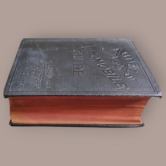 Vintage Audels New Automobile Guide for Mechanics Operators And Servicemen 1951 - Picture 13 of 16